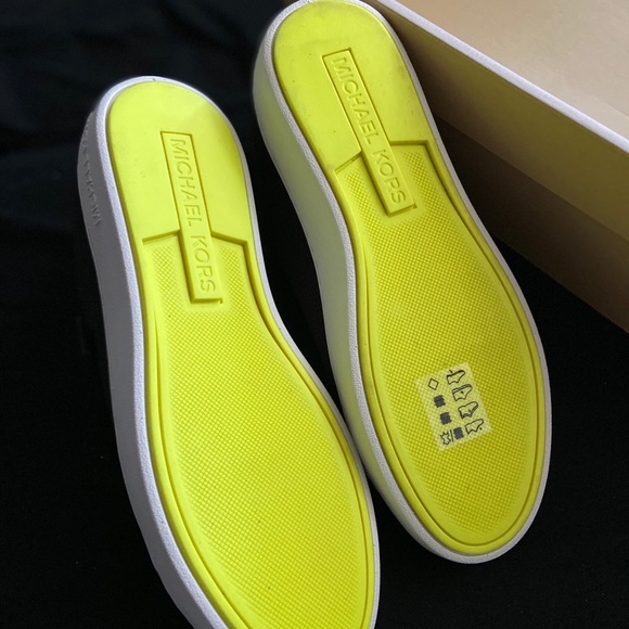 New in box - Picture 4 of 5